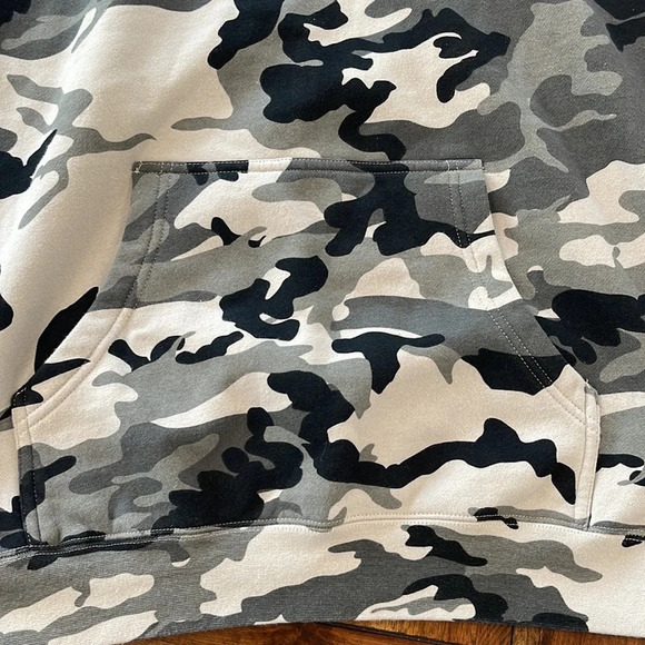 Camo Hoodie Sweatshirt Black Gray size 2X (has Company logo see photos) - Picture 5 of 16